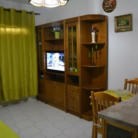 Armacao De Pera *